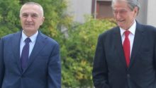 Sali Berisha festoi ditëlindjen e tij të 77-të, Presidenti Meta i bën surprizën e veçantë