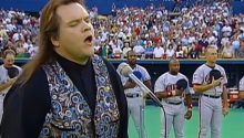 Meat Loaf showed everyone how the National Anthem should be sung