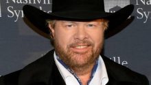 Toby Keith Talks About How He’s Battling With Stomach Cancer
