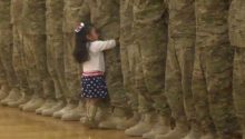 Little girl interrupts troop’s homecoming ceremony to give her dad a hug (VIDEO)