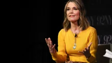 WELCOME BACK SAVANNAH GUTHRIE: TODAY VIEWERS REACT TO HER EMOTIONAL RETURN, HEARTFELT MOMENT SPARKS LOVE AND SUPPORT EVERYWHERE