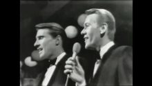 The Righteous Brothers Mesmerize the Audience with “You’ve Lost That Lovin’ Feelin’”